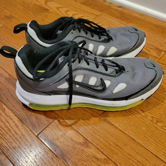 Nike Air Max Size 10.5 Mens - Picture 1 of 5